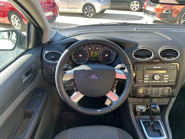 FORD FOCUS TREND 1.6 AUTO SPANISH LHD IN SPAIN ONLY 57000 MILES SUPERB 2007